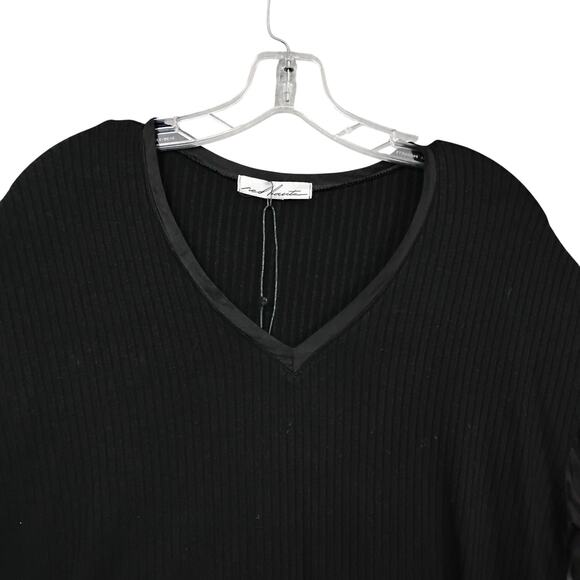 Red Haute NWT Blouse Size Small Ribbed Bodice and Satin Long Sleeves V Neck - Picture 6 of 11